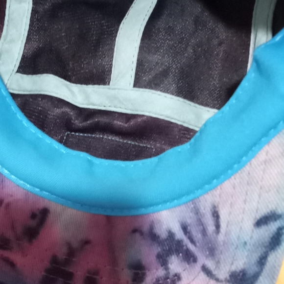 Tie dye hat - Picture 3 of 6